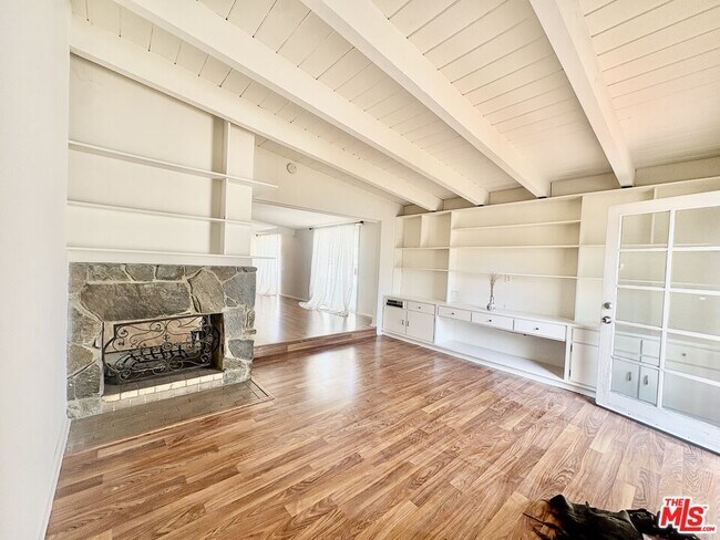 Building Photo - 7428 W 81st St