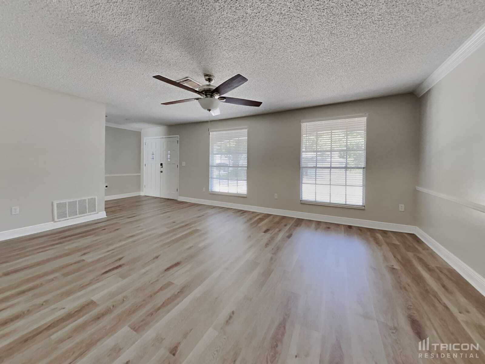 Building Photo - 13005 Willoughby Ln