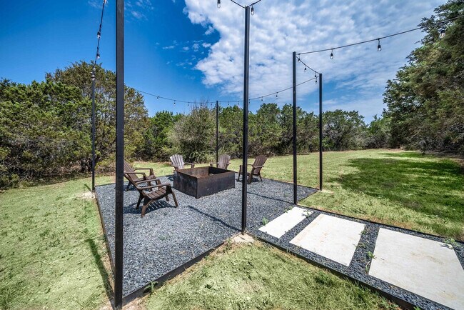 Building Photo - 8902 Feather Hill Rd