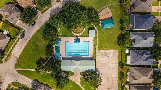 Building Photo - 20323 Upland Fair Ln