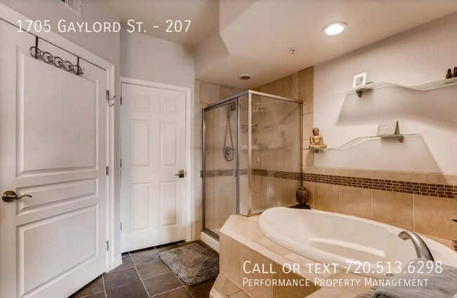 Building Photo - 1705 N Gaylord St