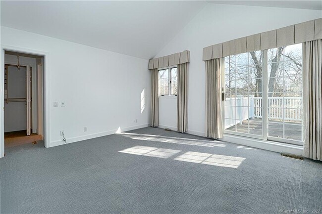 Building Photo - 230 Saugatuck Ave