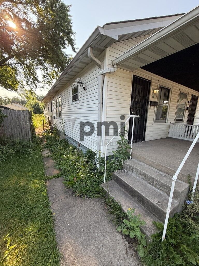Building Photo - 943 N Drexel Ave