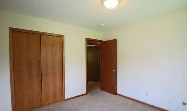 Building Photo - 448 N Grandview Blvd