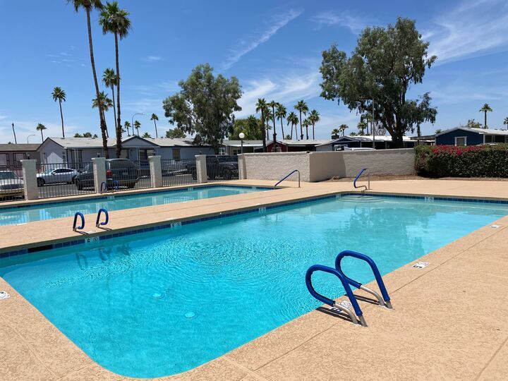 Building Photo - 2060 N Center St