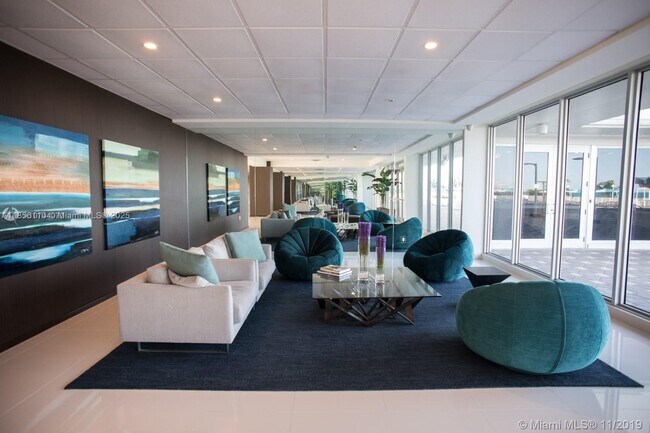 Building Photo - 5701 Collins Ave