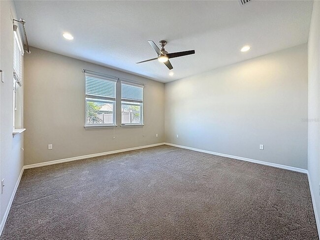 Building Photo - 329 Alcove Dr