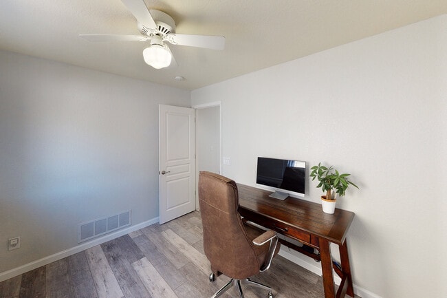 Building Photo - 15955 Golden Eye Ct