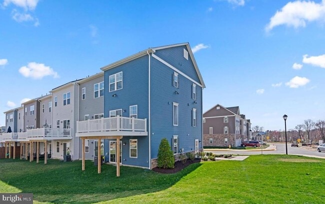 Building Photo - 100 Bethlehem Pl