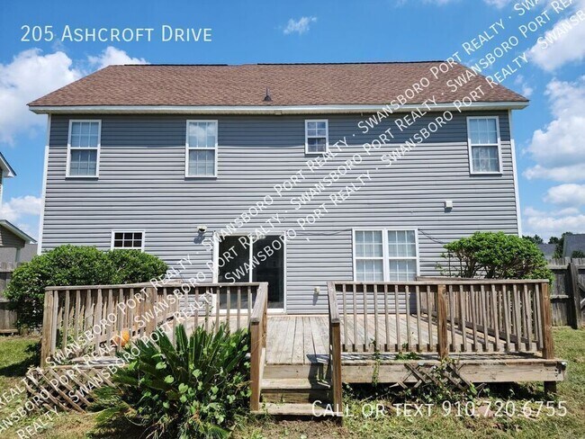 Building Photo - 205 Ashcroft Dr