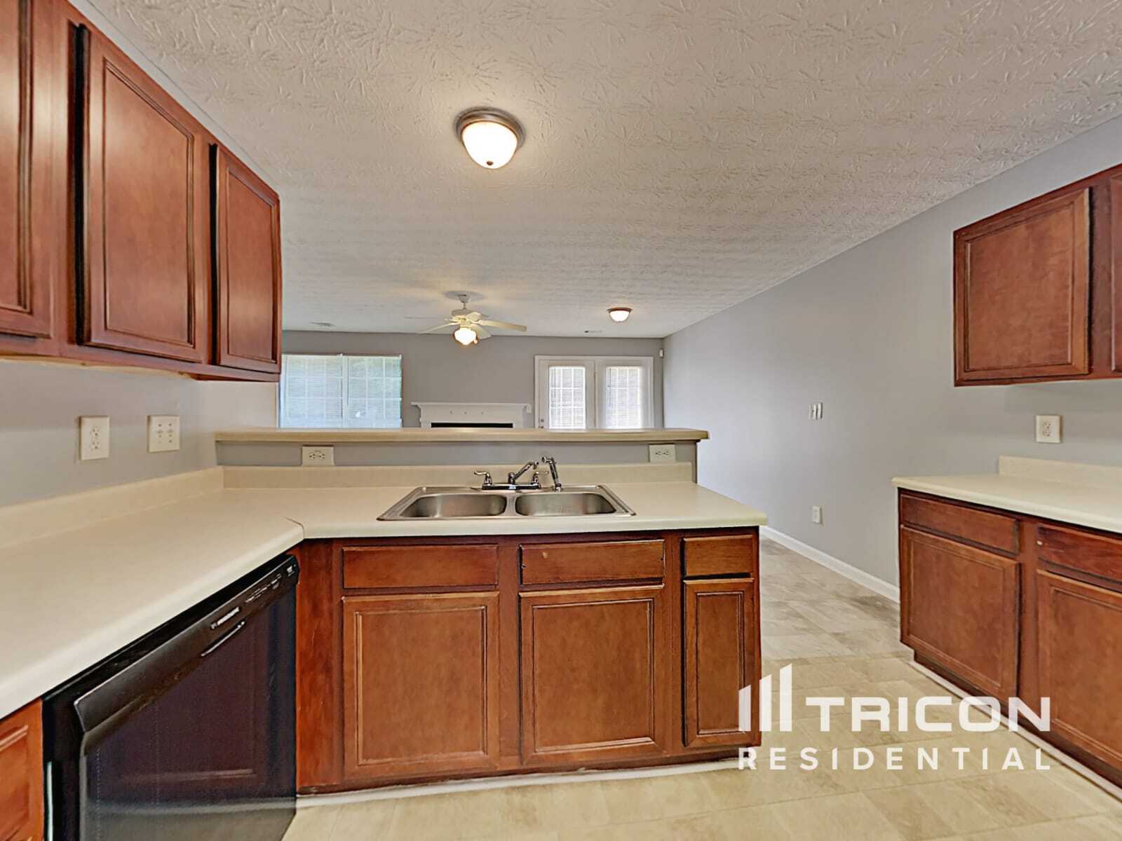 Building Photo - 3703 Harvest Dr