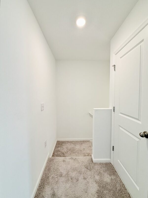 Building Photo - 38057 Elby Ln