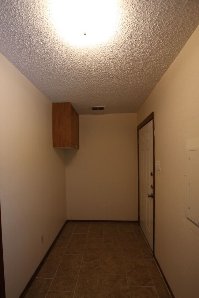 Building Photo - Beautiful 3 Bed 2 Bath Home in Tyler's Azalea District