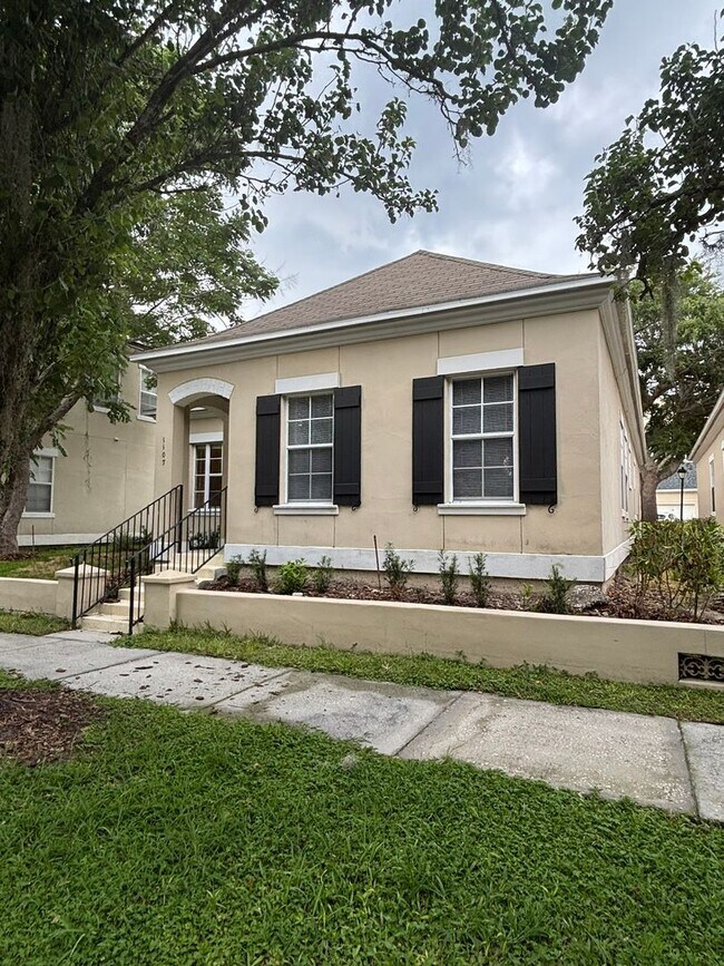 Building Photo - 1107 Croton Pl