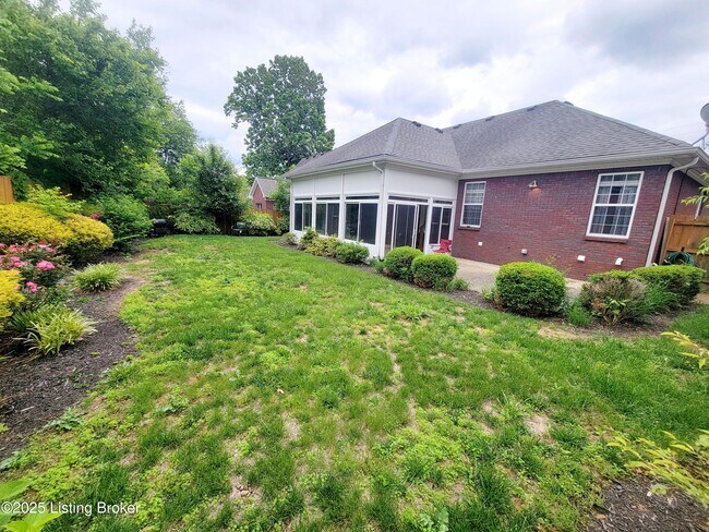 Building Photo - 12611 Bernay Pl