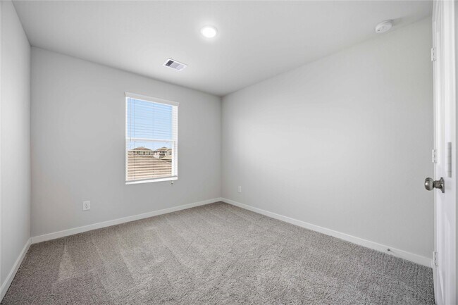 Building Photo - 11623 Prosperity Dr