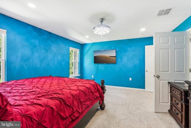 Building Photo - 206 Shields Ct