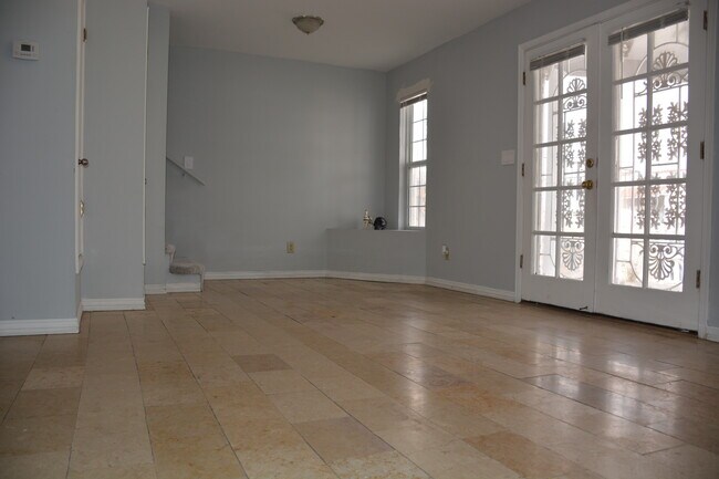 Building Photo - 1111 Terrace Ct