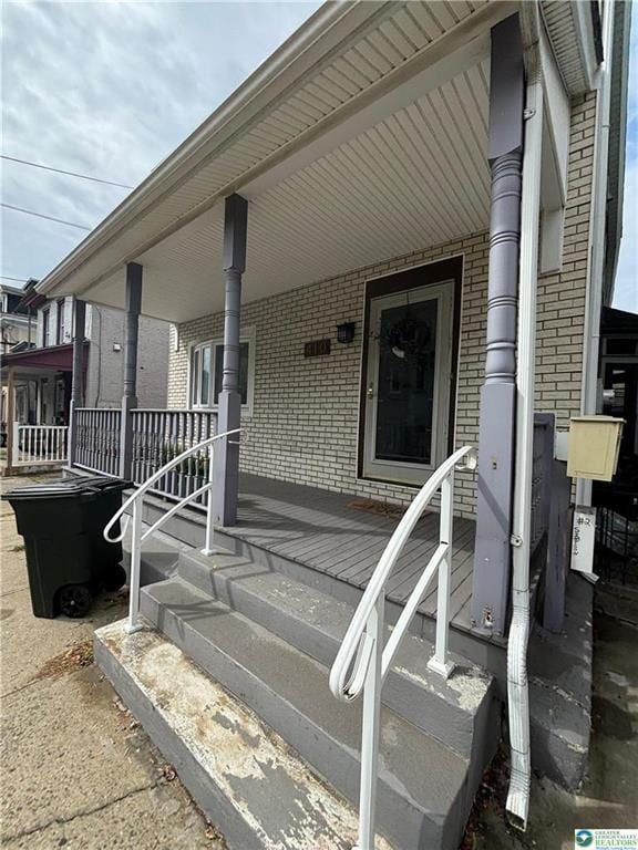 Primary Photo - 410 Wyandotte St
