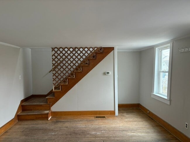 Building Photo - Charming House in the Borough