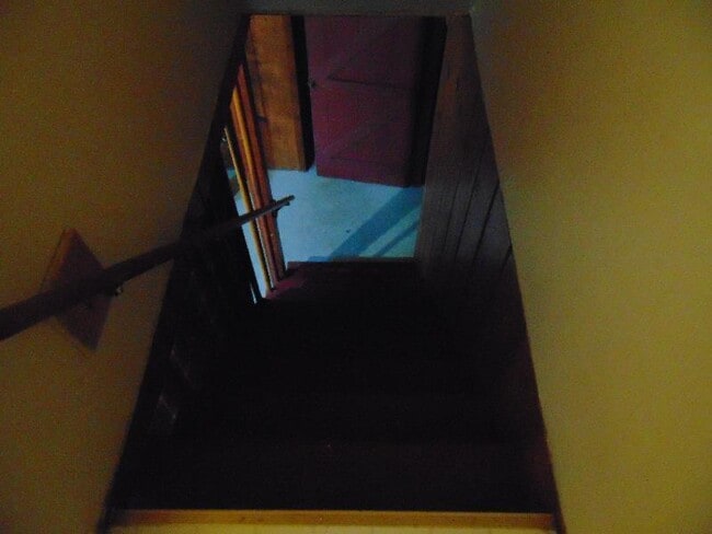 Building Photo - Adorable 3BD Home with Tons of Vintage Charm!