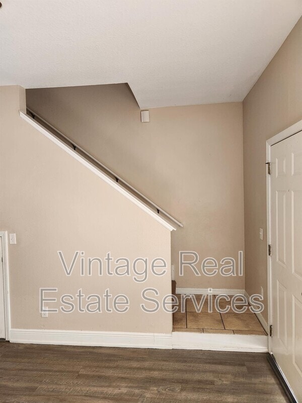 Building Photo - 12008 Peach Grv Ct