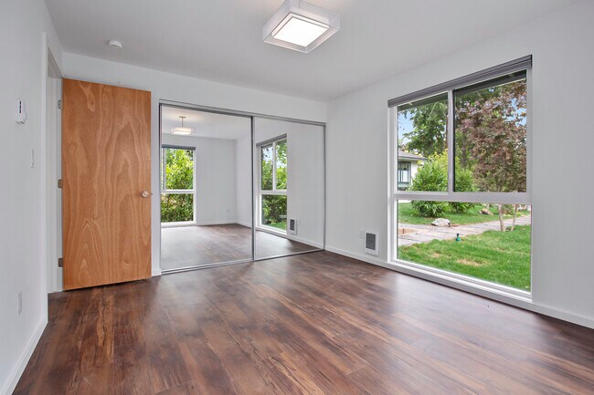 Building Photo - 2321 Ellis St