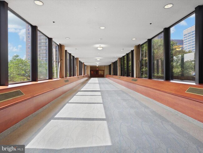 Building Photo - 5505 Seminary Rd