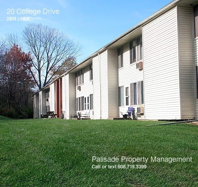 Woodland Apartments Platteville 20 N College Dr Platteville WI 53818 Apartment Finder