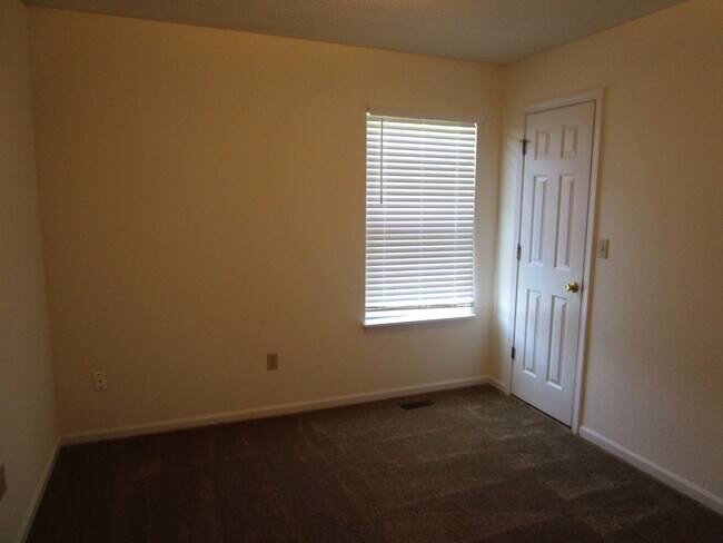 Building Photo - 4406-4408 Cheryl Ct.
