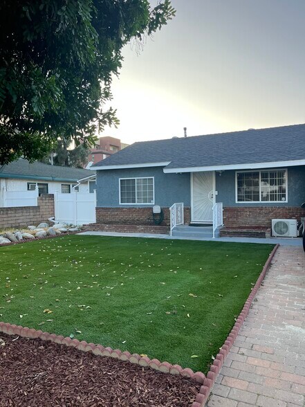 Primary Photo - 1609 Denning Ave