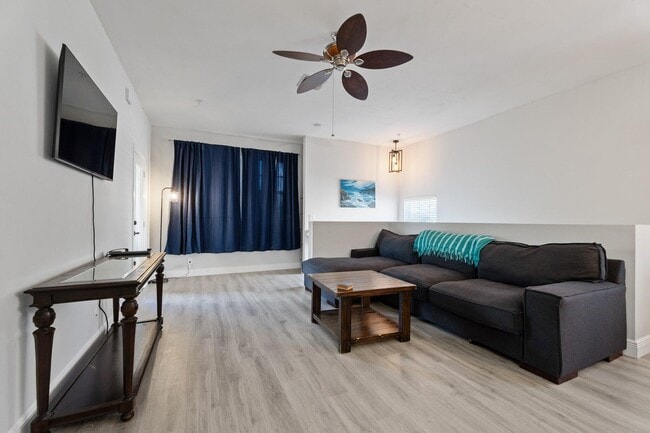 Building Photo - 113 Lighthouse Cir