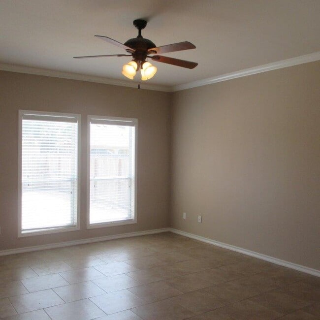 Building Photo - 14234 Bay Bean Dr