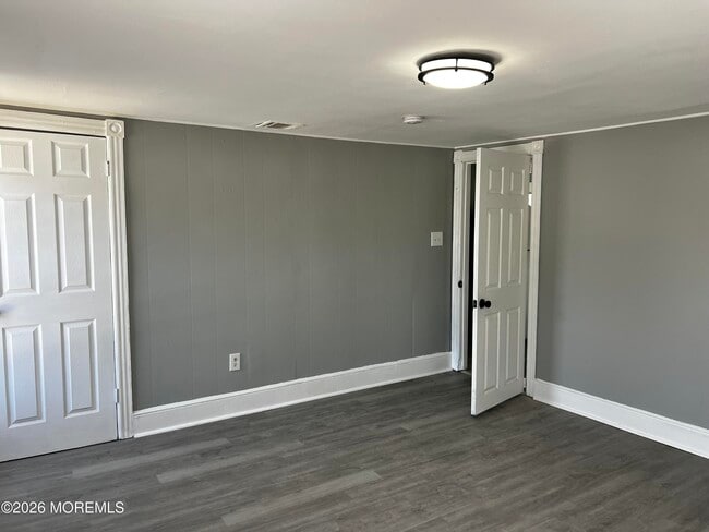 Building Photo - 644 Church St