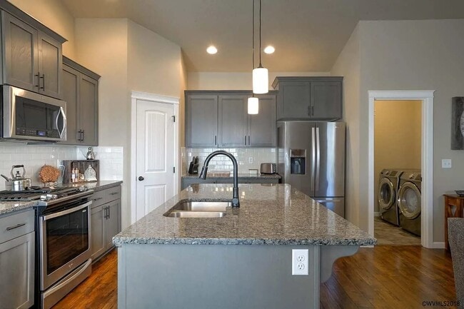 Building Photo - 3115 Duane Ave