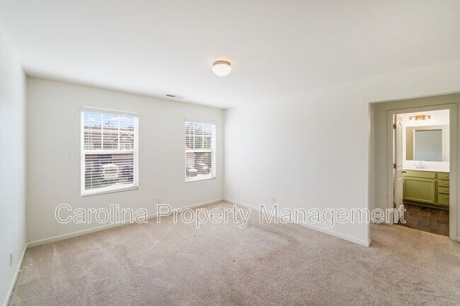 Building Photo - 12915 Hill Pine Rd