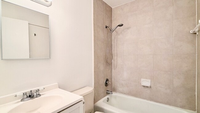 Building Photo - 301-302 Soldier Sq - 302 Soldier Sq