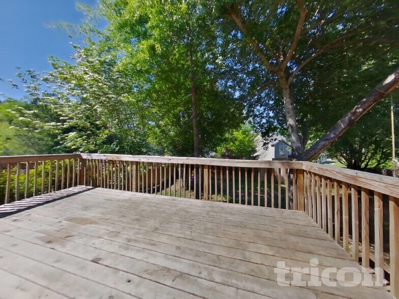 Building Photo - 105 Remington Pl Dr