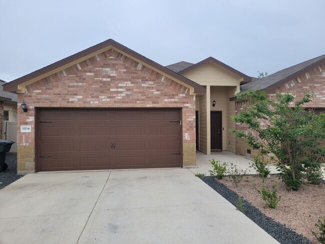 Primary Photo - 3BD 2BA Seguin