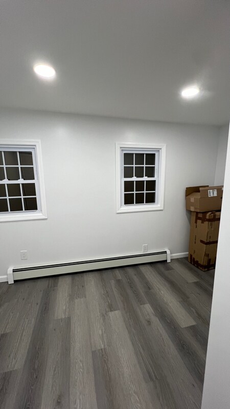 Building Photo - 151 Suydam St