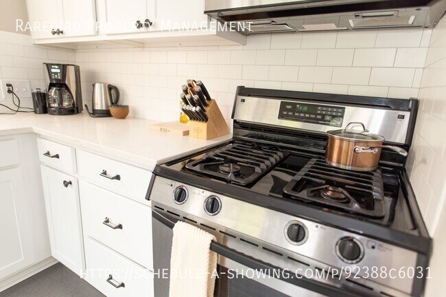 Building Photo - Charming 1 bedroom fo rent in NE Portland!