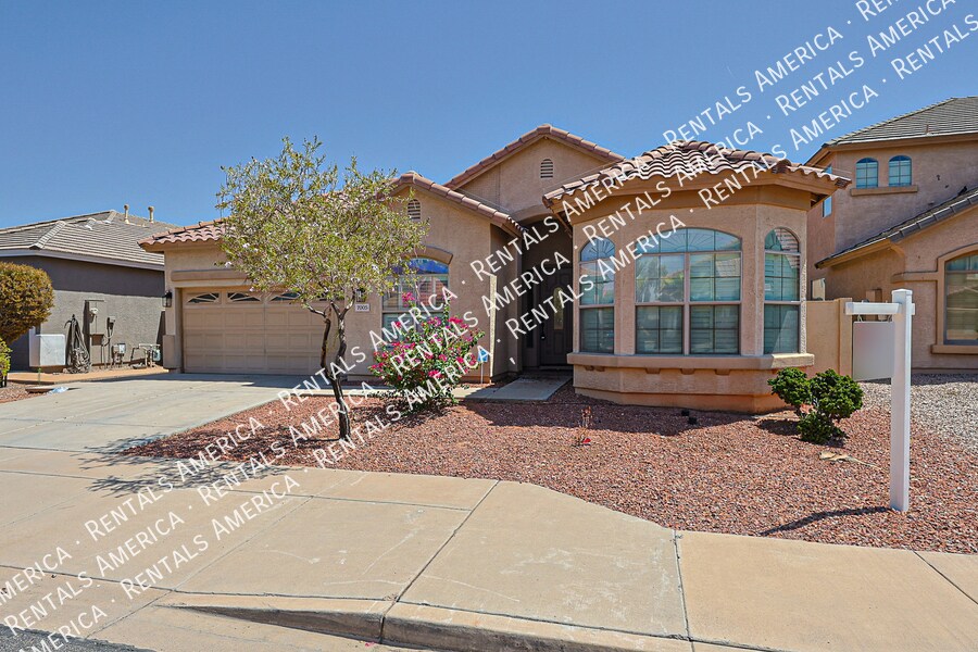 Building Photo - 7005 S 57th Ave