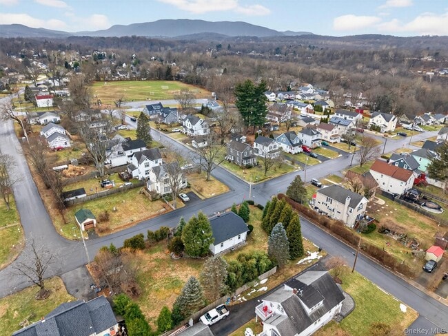 Building Photo - 27 Algernon St