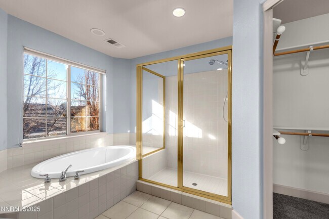 Building Photo - 6578 Aston Cir