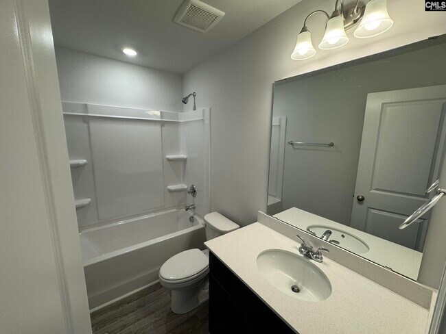 Building Photo - 17 Ozark Dr