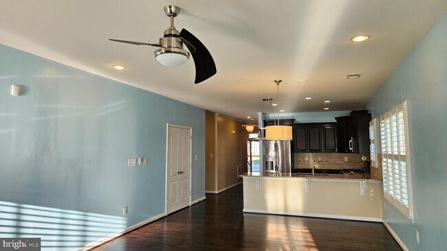 Building Photo - 11257 Yellowstone Ct