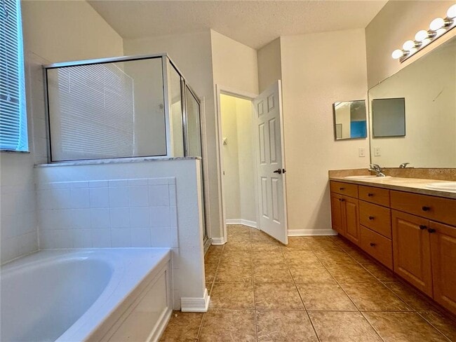 Building Photo - 13052 Terrace Springs Dr