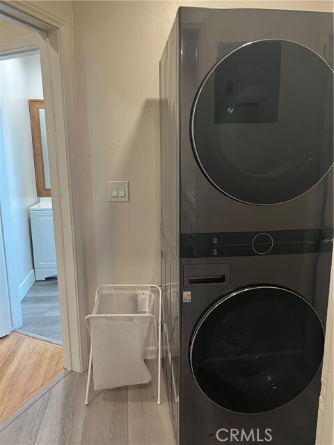 Building Photo - 2237 El Paseo Ave