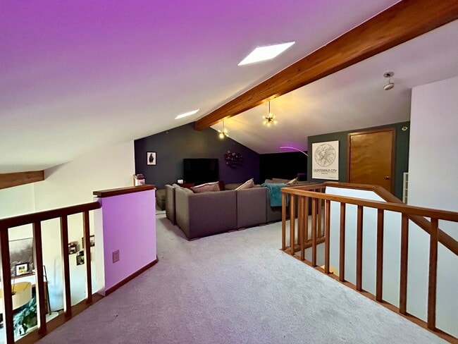 Building Photo - Spacious 2Bd/2.5Ba Luxury Loft-Style Condo...