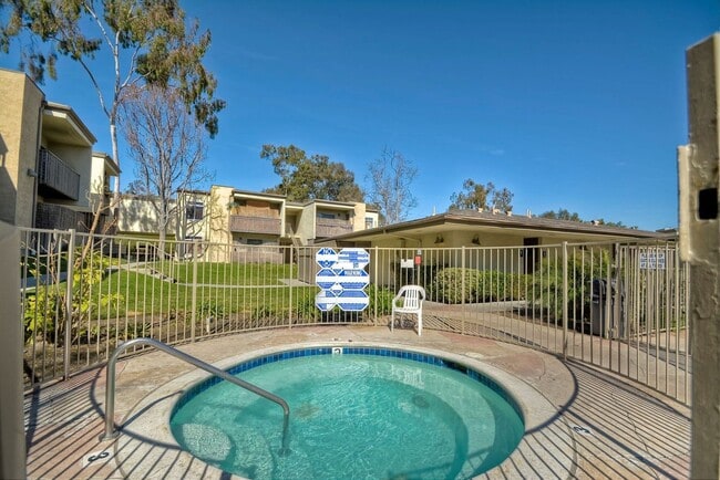 Building Photo - Gated Community - Ready To Go